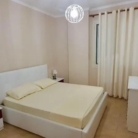 דירה Spacious Vlorë